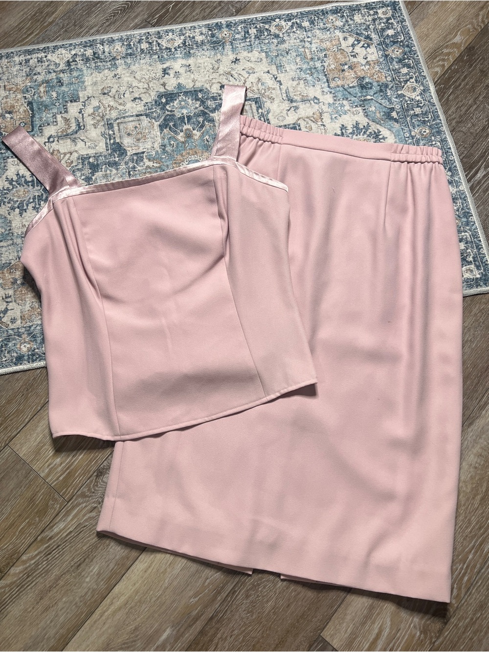 Vintage pink top & pencil skirt set